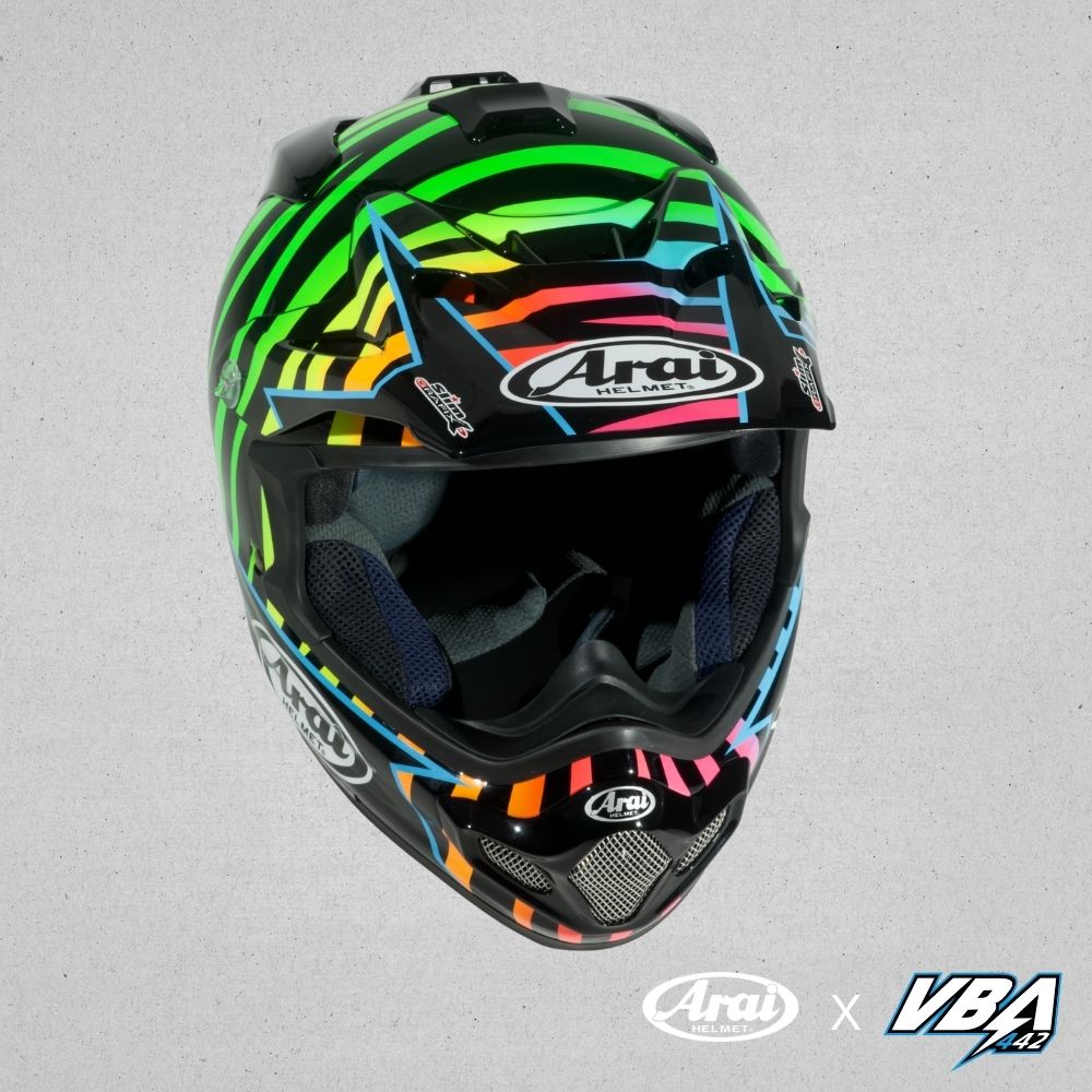 Vue produit officielle du casque Arai MX-V EVO Réplica Arai x VBA442 Édition Limitée