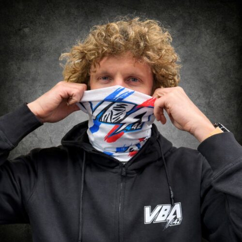 Tour de cou VBA Dakar Edition Blanc porté en masque moto design blanc racing